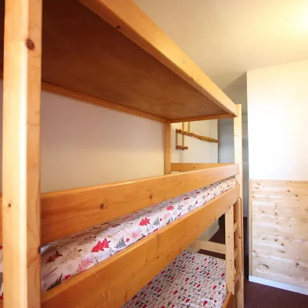 30 M² Avec Balcon, A Proximite Des Pistes Et Des Commerces, Animaux Acceptes - Fr-1-549-53