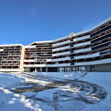 30 M² Avec Balcon, A Proximite Des Pistes Et Des Commerces, Animaux Acceptes - Fr-1-549-53 *